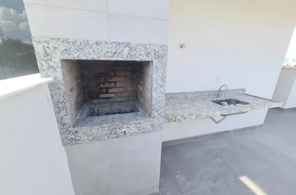 Cobertura de 3 Quartos com Suíte e Elevador em ótima localização no B. Copacabana - Foto 32