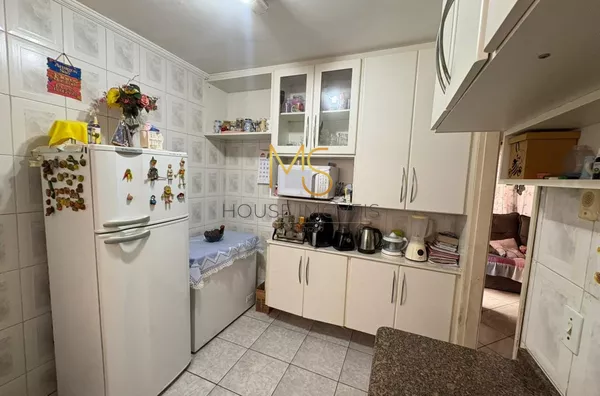 Casa com 2 dorms, quintal com churrasqueira, garagem coberta, dentro de Condomínio fechado no  Jardim Petrópolis, Cotia - Foto 4