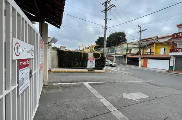 Casa para venda,  com 3 dorms, sendo 1 suíte,  sacada, garagem  coberta p/ 2  carros e quintal com churrasqueira e lavanderia, Jardim Petrópolis, Cotia - Foto 2