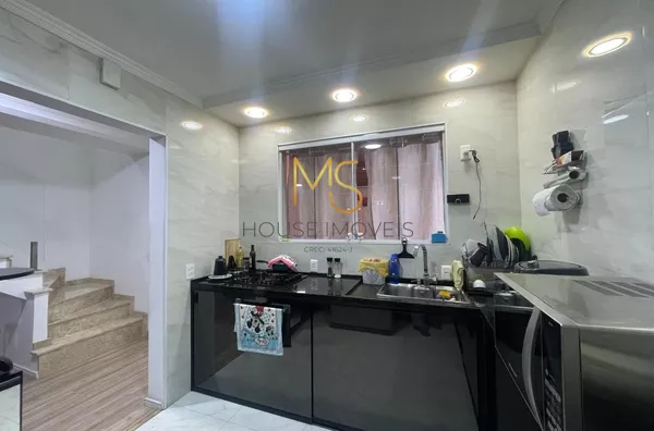 Casa para venda com 3 dorms,  quintal c/ área gourmet, garagem coberta, Jardim Petrópolis, Cotia - Foto 2