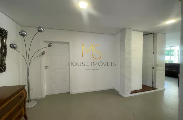 Linda Casa para venda,  com 3 suites, piscina, area gourmet, quintal, campinho, no Condomínio Recanto Impla, Carapicuíba - Foto 4