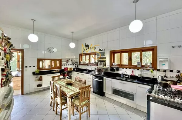 Casa para venda, 4 suíte(s),  Vilarejo, Carapicuíba - Foto 2