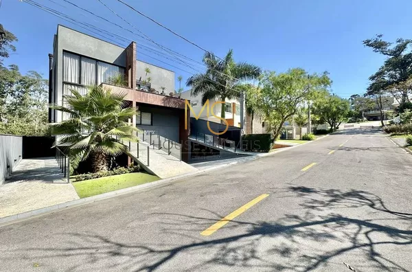 Casa p/ venda, IMPECÁVEL! 4 suítes, home-office, salão gourmet, piscina, na rua do Shopping Granja Viana! - Foto 2