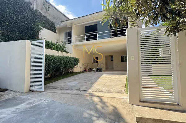 Casa isolada à venda, com 4 quartos, sendo 2 suítes - Foto 1