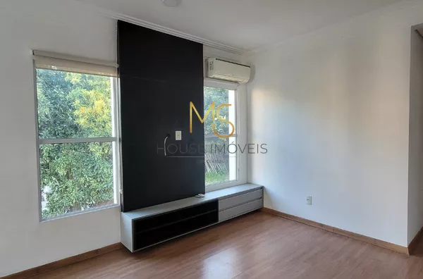 Sala íntima no piso superior