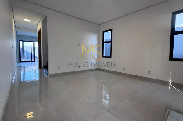 Casa nova com excelente acabamento em condomínio 3 dorms 1 suite