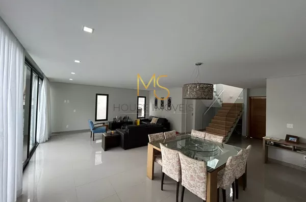 Casa em condomínio para venda, 4 quarto(s),  Granja Viana, Carapicuíba
