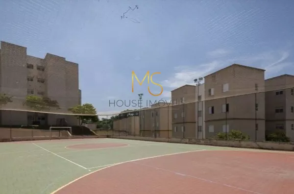 Quadra poliesportiva