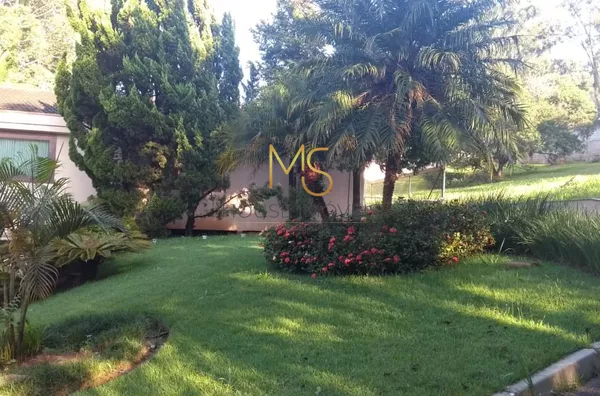 Belíssima casa em condomínio fechado de alto padrão para venda, três suítes, no Residencial Tamboré 1, em Barueri, SP - Foto 2