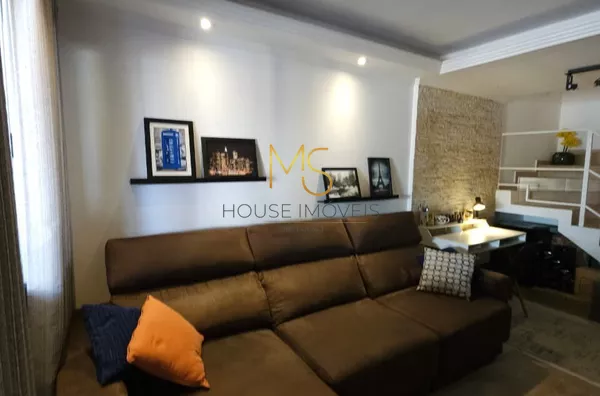 Casa para venda, com 2  dorms, garagem coberta e quintal com área gourmet na Granja Viana, Cotia
