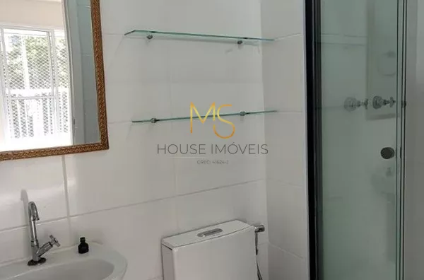 Banheiro com bacia monobloco