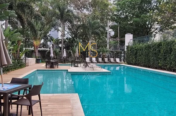 Piscina adulto (aquecida)