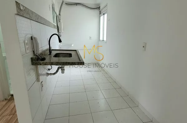 Cozinha integrada à área de serviço
