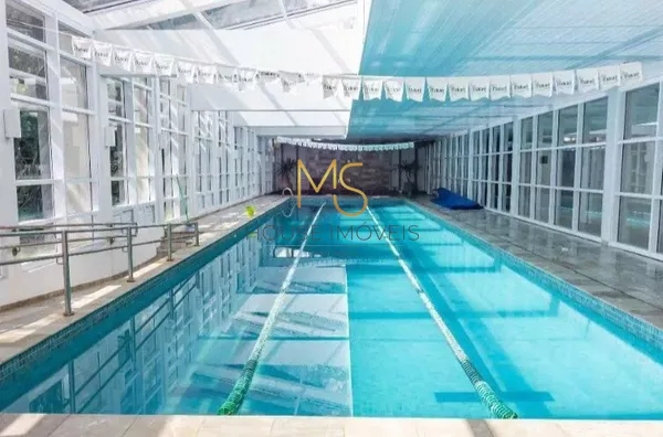 Piscina coberta