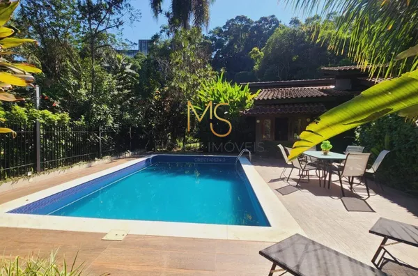 Casa para venda, 4 suíte (s),  Chácara Dos Lagos, Carapicuíba - Foto 1