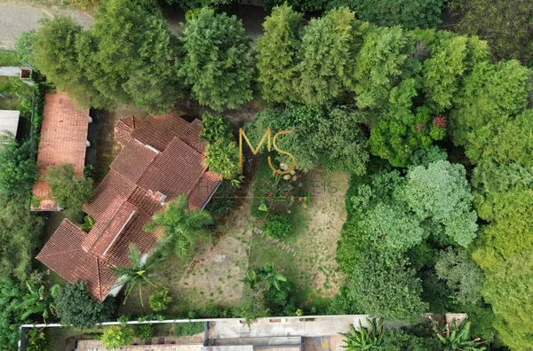 Casa para venda, com 3 suítes sendo 1 master com closet por 1.550.000,00  Paisagem Renoir, Cotia - Foto 1