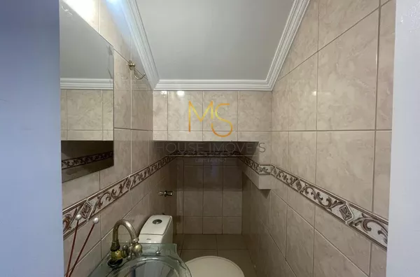 Casa p/ venda c/ 2 dorms, quintal amplo com churrasqueira e 2 vagas de garagem no miolo da Granja Viana, Cotia - Foto 4