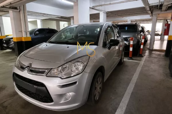 Vaga para dois veículos