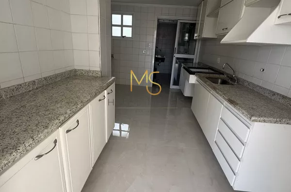 Casa a venda na Granja Viana com 3 dormitórios - Foto 6