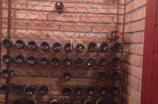 Adega