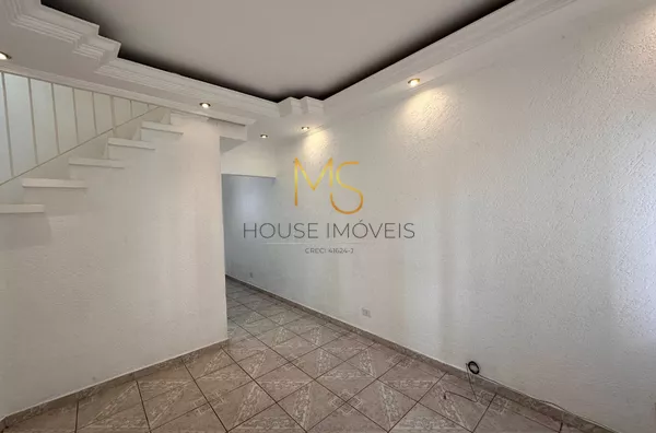 Casa dentro de Condomínio fechado, 350 mil com 2 dorms, quintal, 1 vaga, para venda,  no Jd Barro Branco, Cotia, - Foto 4