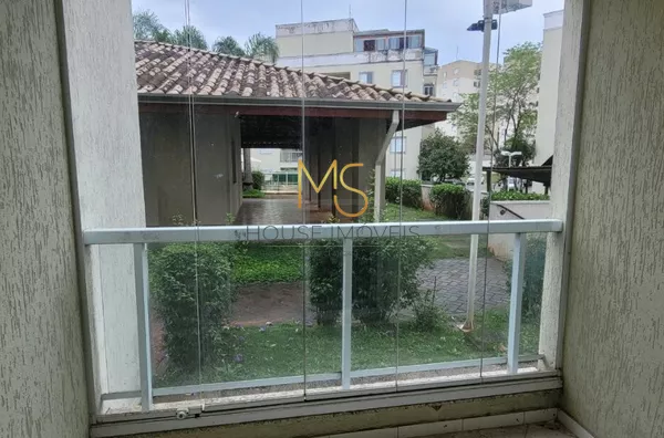 Varanda com fechamento em vidro
