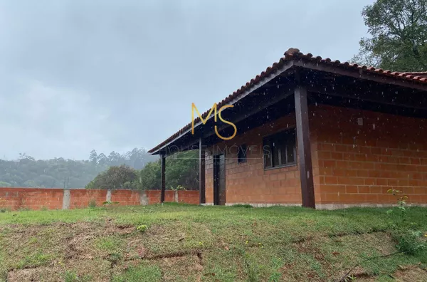 Chalé para venda com 1000m2  de terreno, piscina e churrasqueira, no Condominio Quintas do Barão, Mairinque - Foto 3