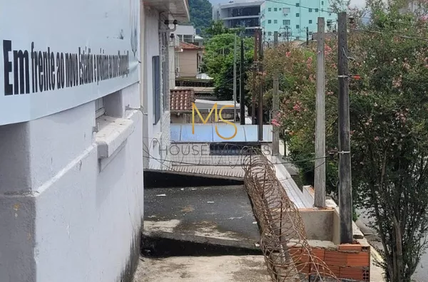 Marquise com vista para a Rua Princesa Isabel 