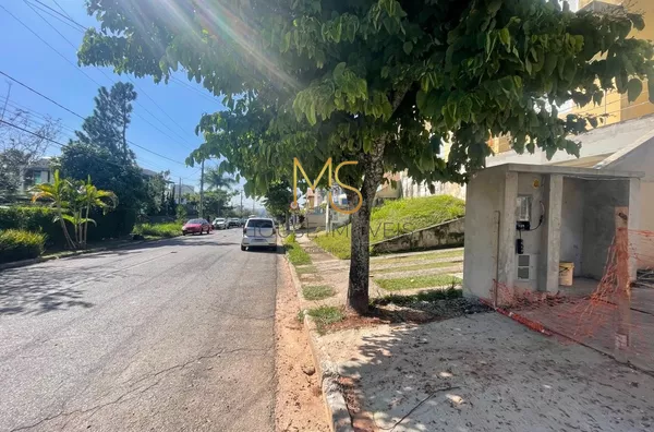 Casa para venda c/ 3 suítes, garagem coberta, quintal com piscina, Jardim Caiapia, Cotia