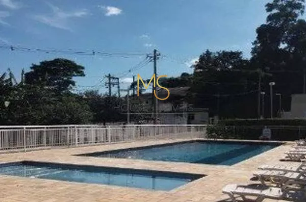 Piscinas adulto e infantil