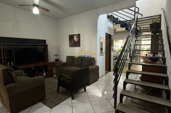 Sobrado para venda, 3 quarto(s),  Santana, Birigui - Foto 1