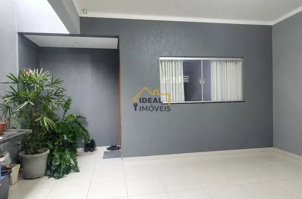 Você quer morar no Laluce II -  Está é a casa! - 3 quartos sendo uma suite - planejados  - Garagem pra dois carros - Área goumert
