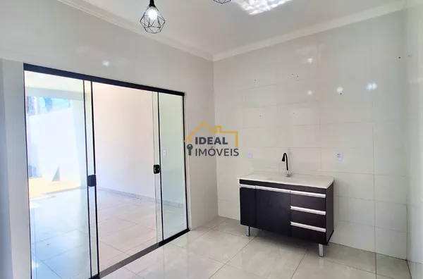 Casa Residencial Atenas Birigui R$260 mil 73m² Terreno 125m² 2 Quartos Piscina Hidromassagem Garagem Coberta