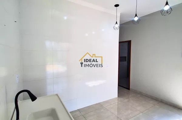 Casa Residencial Atenas Birigui R$260 mil 73m² Terreno 125m² 2 Quartos Piscina Hidromassagem Garagem Coberta