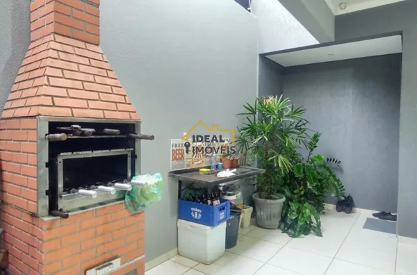 Você quer morar no Laluce II -  Está é a casa! - 3 quartos sendo uma suite - planejados  - Garagem pra dois carros - Área goumert