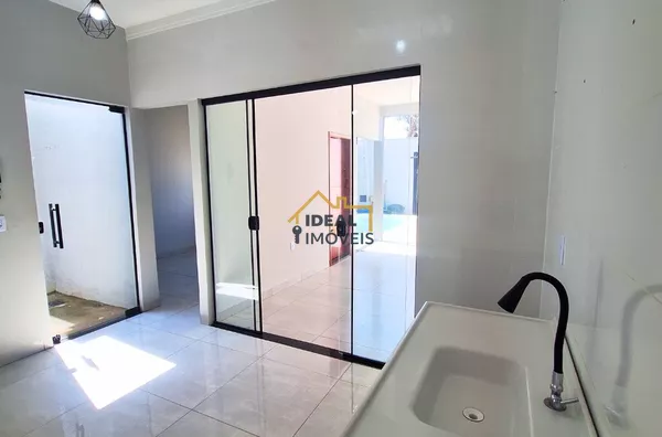 Casa Residencial Atenas Birigui R$260 mil 73m² Terreno 125m² 2 Quartos Piscina Hidromassagem Garagem Coberta