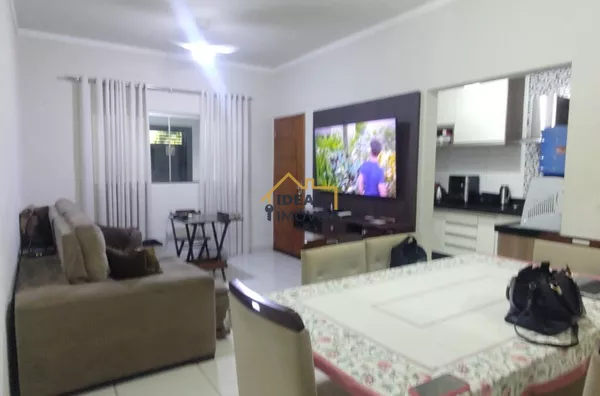 Você quer morar no Laluce II -  Está é a casa! - 3 quartos sendo uma suite - planejados  - Garagem pra dois carros - Área goumert