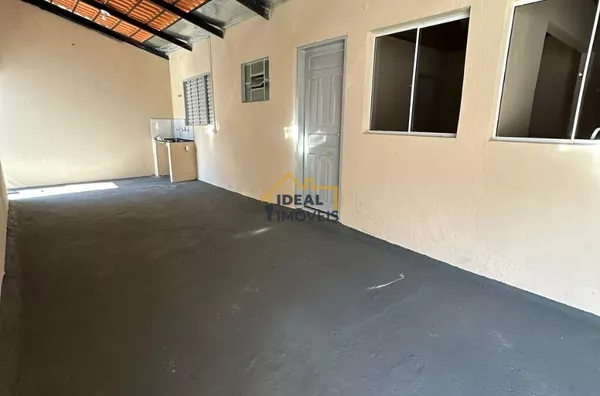 Locação: Casa com 3 dormitórios e edícula na Rua José Masson