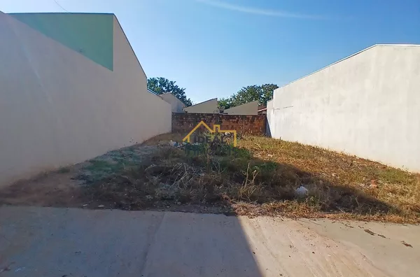 Terreno de 250m² Pronto para Construir no Jandaia II Residencial Park