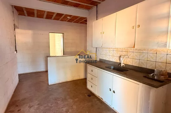Imóvel Comercial 2000m² para Alugar em Birigui 13 Salas Região Nobre por R$5500