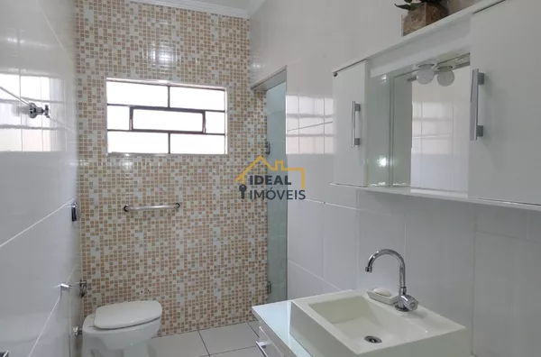 Excelente Casa a Venda na Vila Xavier, Birigui - 3 quartos, 1 suite,  cozinha, quarto e lavanderia com planejados, garagem p/ dois carros, área de churrasqueira. - Foto 5