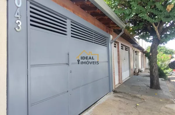 Casa à venda no Bairro Simões em Birigui/SP por R$ 185 mil. Oportunidade para sair do aluguel com 2 quartos e ampla garagem coberta. Agende sua visita!