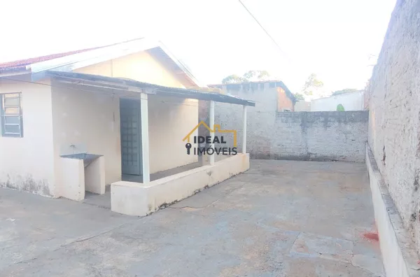 Casa para Venda e Locação no Thereza Barbieri – Próxima à Kidy Calçados | Esquina | Pronta para Financiamento | Ótima para Ampliação - Foto 6