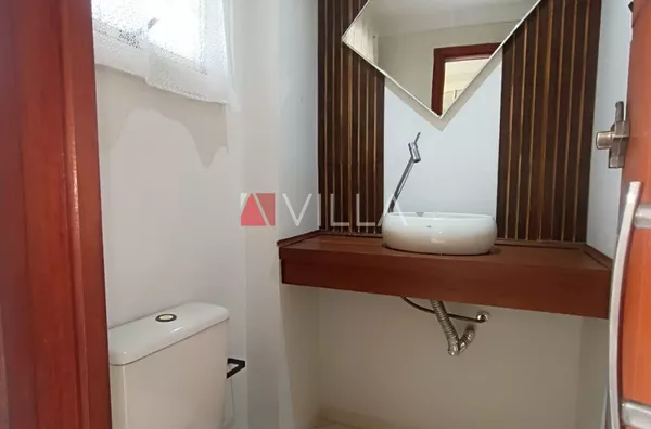 Casa com 03 dormitórios de esquina no Villa Flora, Sumaré