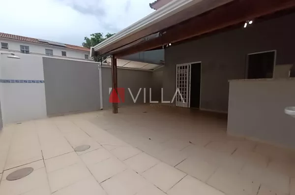 Casa com 03 dormitórios de esquina no Villa Flora, Sumaré