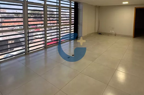 Pavimento corporativo semi mobiliado  Zona Industrial (guara), Brasilia