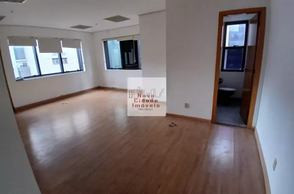 Vila Olímpia! Sala de 41 m² 2 banhs 1 vaga para locação - Foto 3