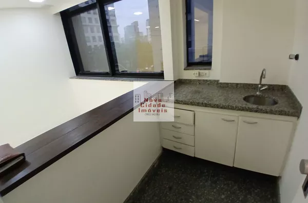 Itaim Bibi! Conjunto de 120 m² 4 salas 3 banhs. 2 vagas para venda e locação - Foto 6