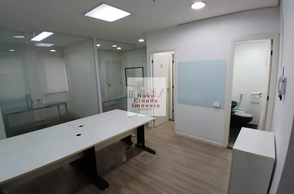 Vila Olímpia! Conj. Mobiliado 87 ms² 5 salas 2 banhs. 2 vagas p/ venda ou locação