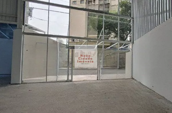 Vila Olímpia! Galpão 612 m² com pé direito alto e 8 vagas para locação